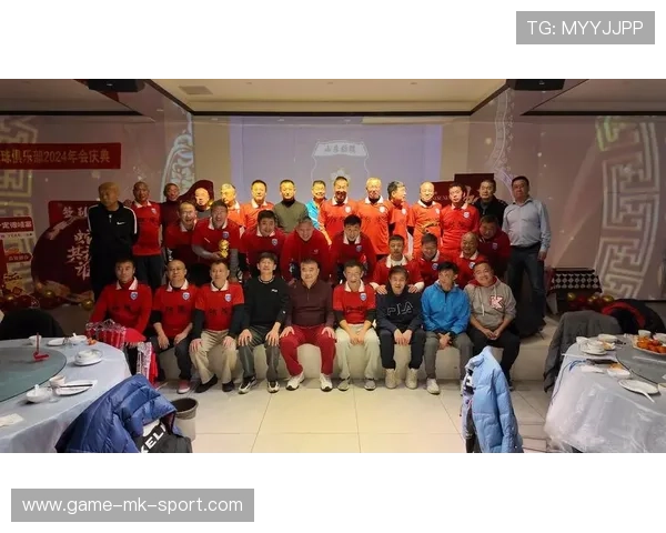 俱乐部开设足球学院谋求长期发展