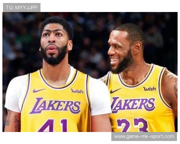 热刺官宣詹姆斯·威尔逊身穿热刺球衣亮相 热刺官宣詹姆斯·威尔逊身穿热刺球衣亮相