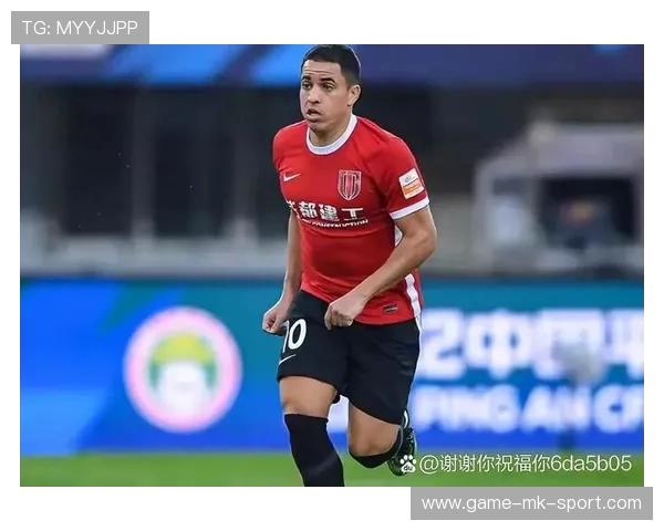 费利佩接罗慕洛传中泰山压顶破门,成都蓉城2比0胜出 费利佩接罗慕洛传中泰山压顶破门,成都蓉城2比0胜出